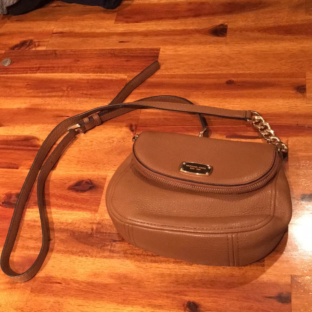 Michael Kors crossbody bag